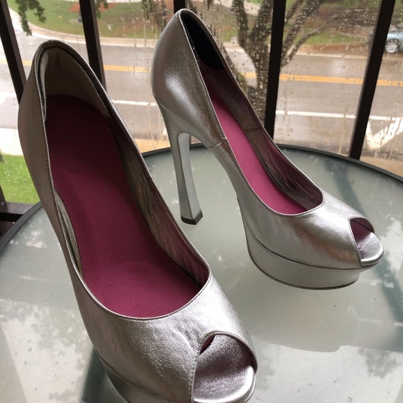 Bell heel silver pumps st. Laurent in great shape - Picture 2 of 6